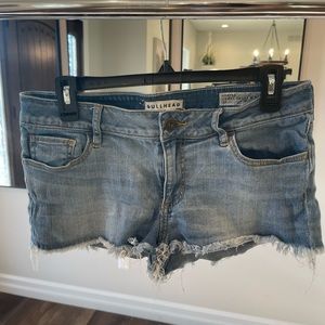 Bullhead size 11 shorts